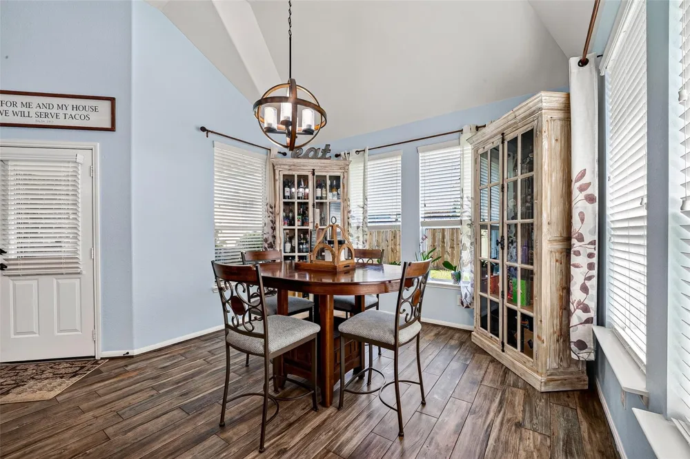 2414 Alexandra Deer Park, TX 77536