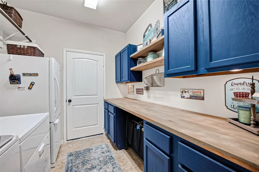 2414 Alexandra Deer Park, TX 77536