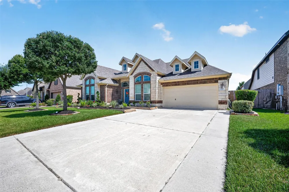 2414 Alexandra Deer Park, TX 77536