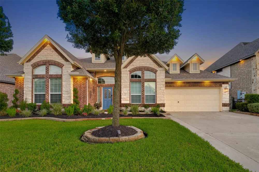 2414 Alexandra Deer Park, TX 77536