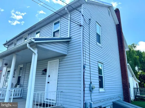 38 MACLAY STREET