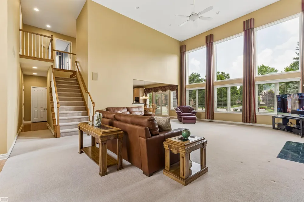 14777 Sparrow Drive Shelby Charter Township, MI 48315
