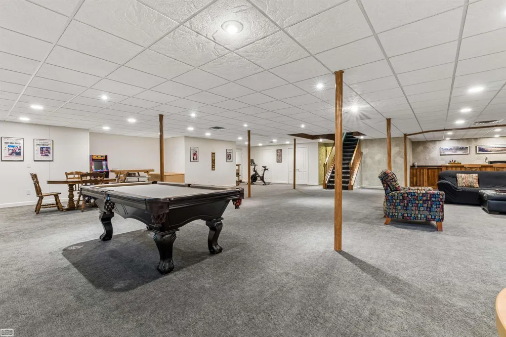 14777 Sparrow Drive Shelby Charter Township, MI 48315