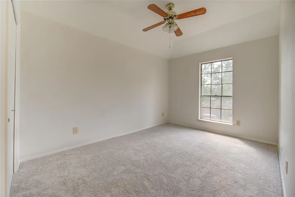 308 Ranch House Road Angleton, TX 77515