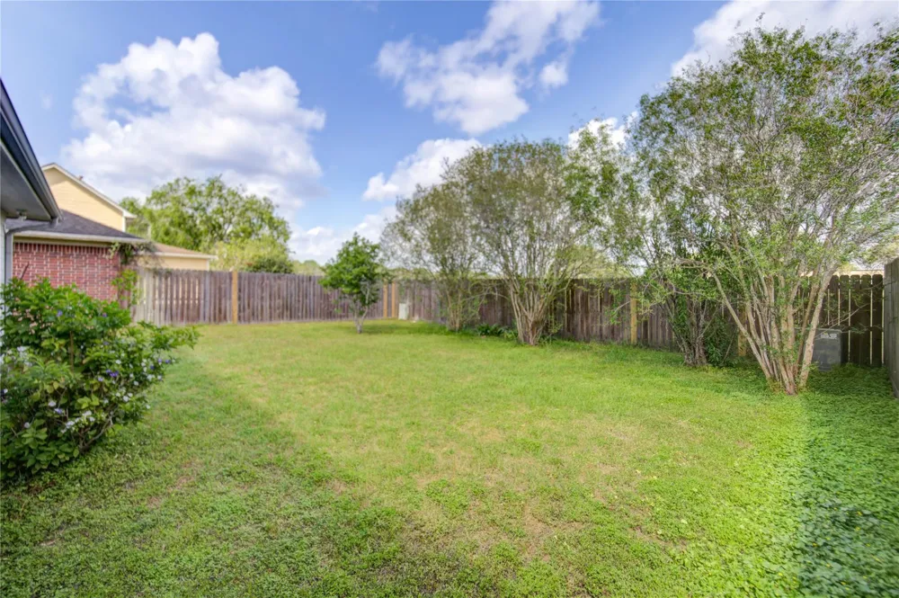 308 Ranch House Road Angleton, TX 77515