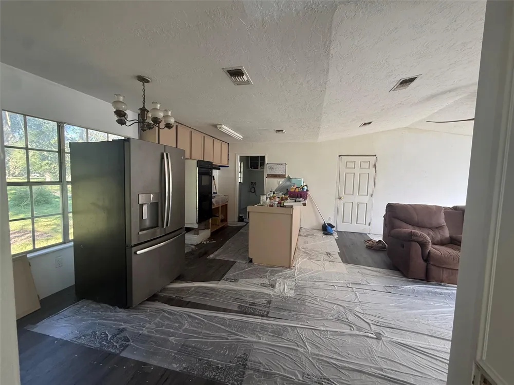 292 Manila Drive Angleton, TX 77515