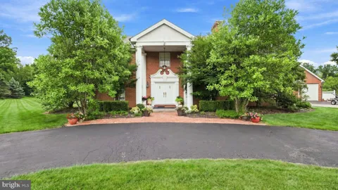 770 LEWIS LANE