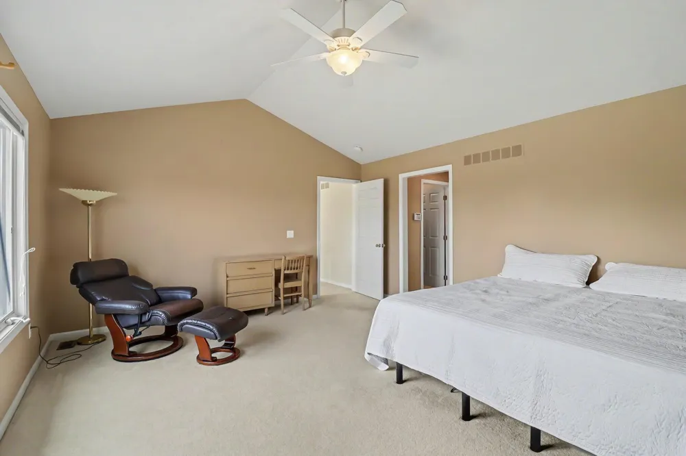 479 Derby Court Saline, MI 48176
