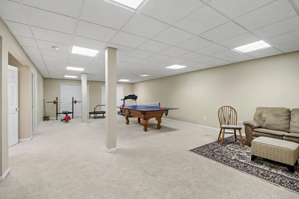 479 Derby Court Saline, MI 48176