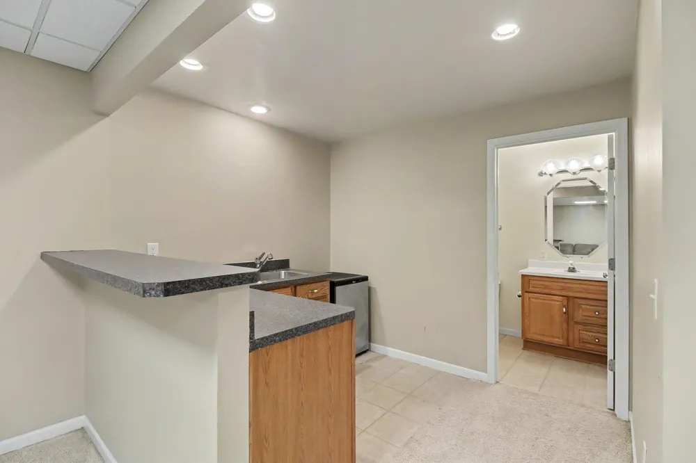 479 Derby Court Saline, MI 48176