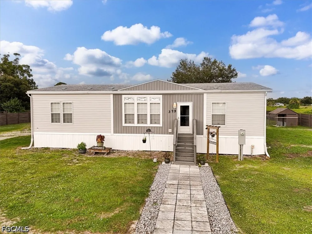 Estribo Street Clewiston, FL 33440