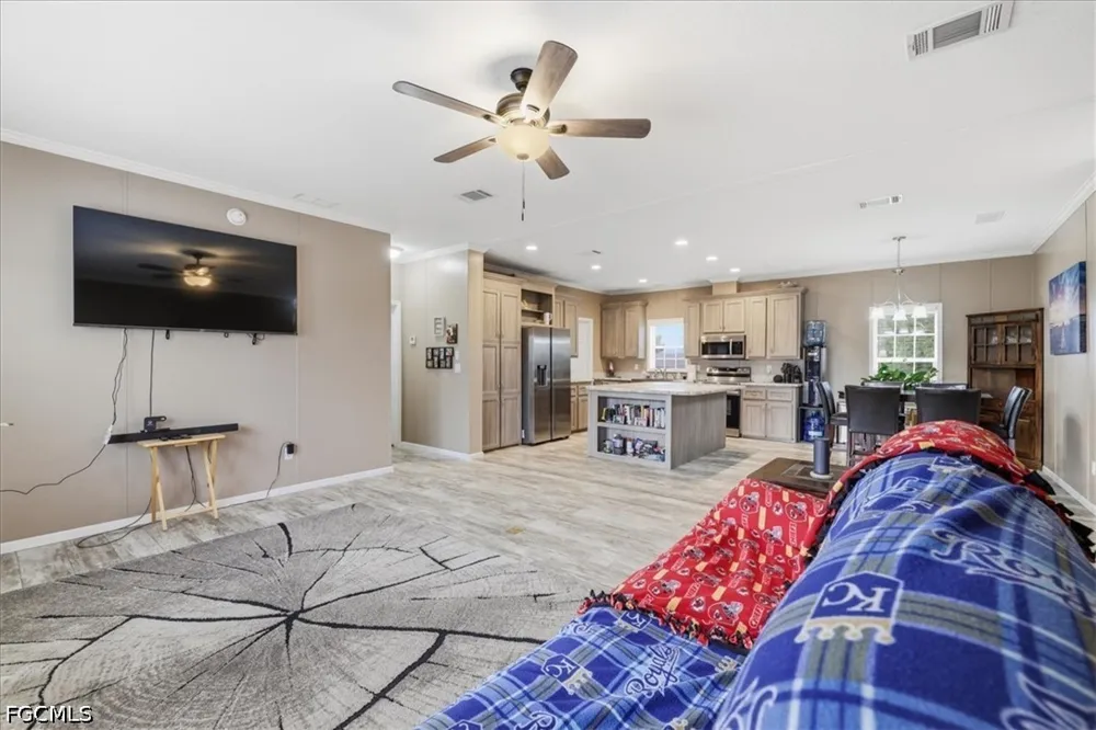 Estribo Street Clewiston, FL 33440