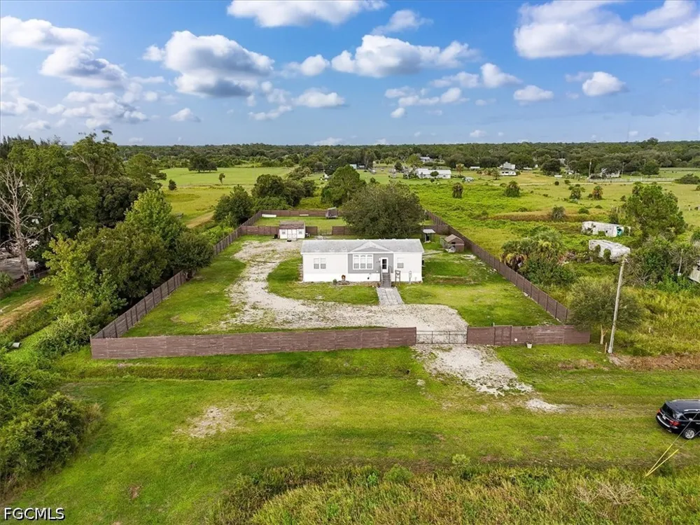 Estribo Street Clewiston, FL 33440