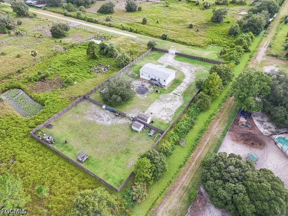 Estribo Street Clewiston, FL 33440