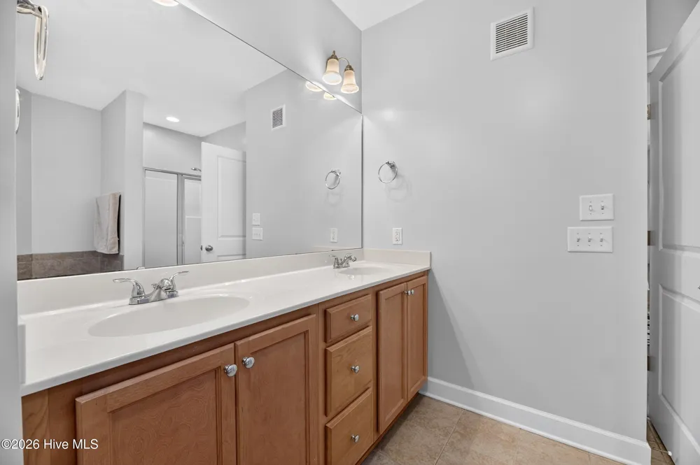4428 Bluebill Drive #8 Greenville, NC 27858