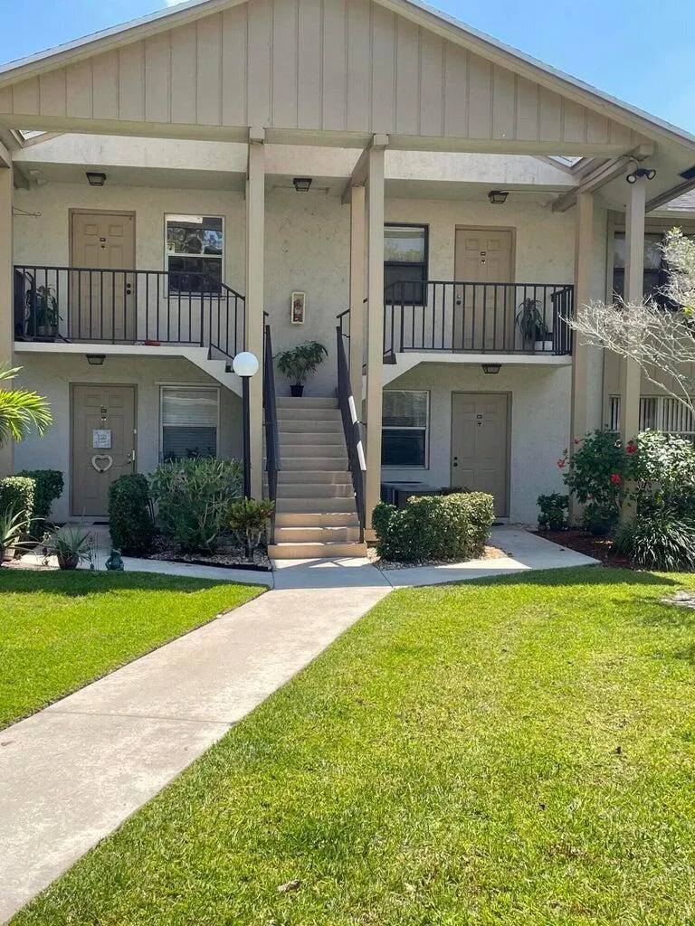 3031 SE ASTER LANE #608 Stuart, FL 34994