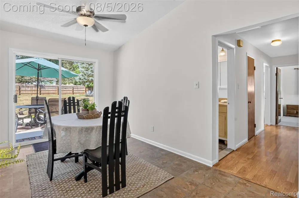 8144 Kenwick Drive White Lake Charter Township, MI 48386