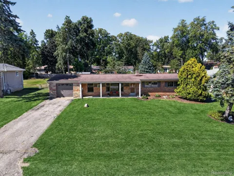 8144 Kenwick Drive
