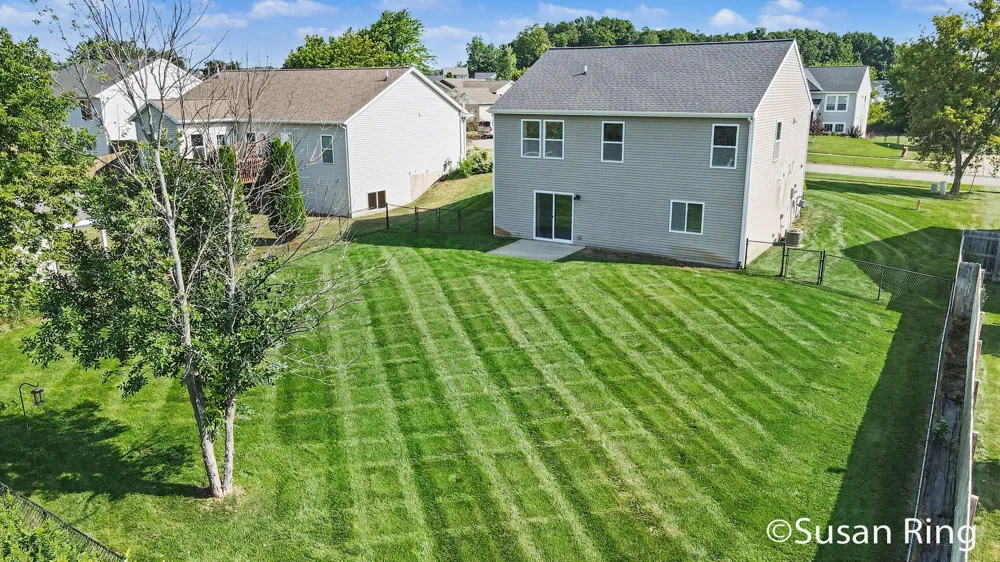 282 Vansen Drive Tyrone Township, MI 49330