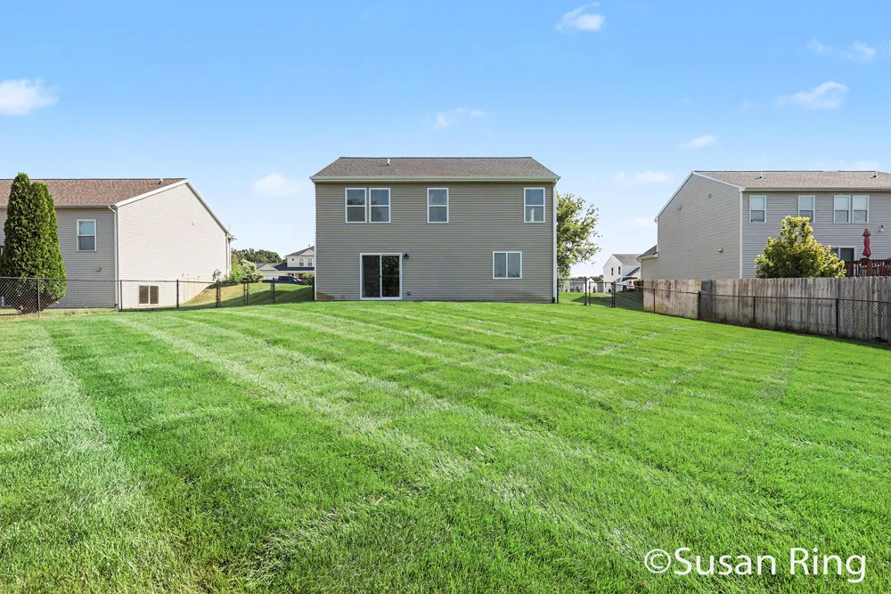 282 Vansen Drive Tyrone Township, MI 49330