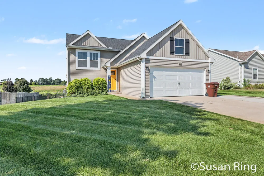282 Vansen Drive Tyrone Township, MI 49330
