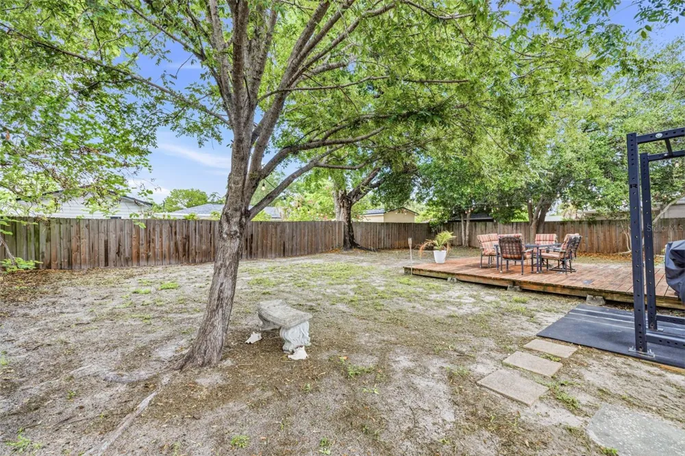 3913 W WALLACE AVENUE Tampa, FL 33611