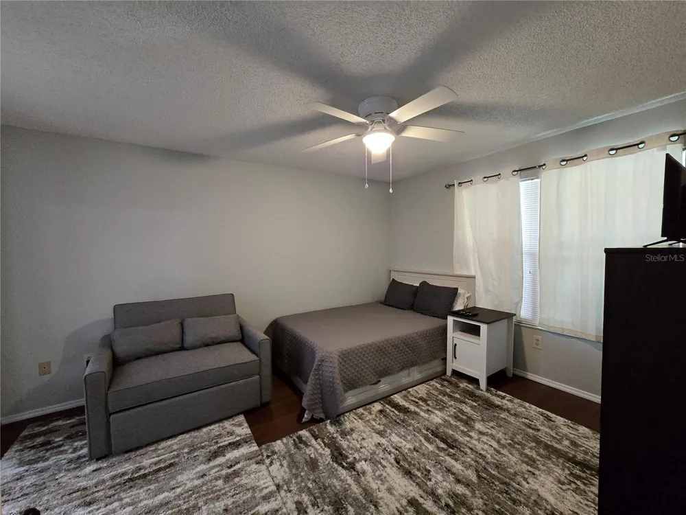 1401 S PALMETTO AVENUE #809 Daytona Beach, FL 32114