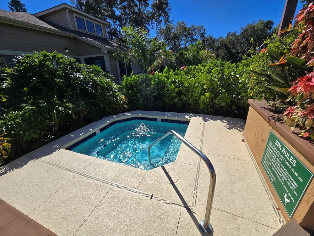 1401 S PALMETTO AVENUE #809 Daytona Beach, FL 32114