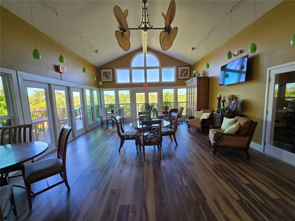 1401 S PALMETTO AVENUE #809 Daytona Beach, FL 32114