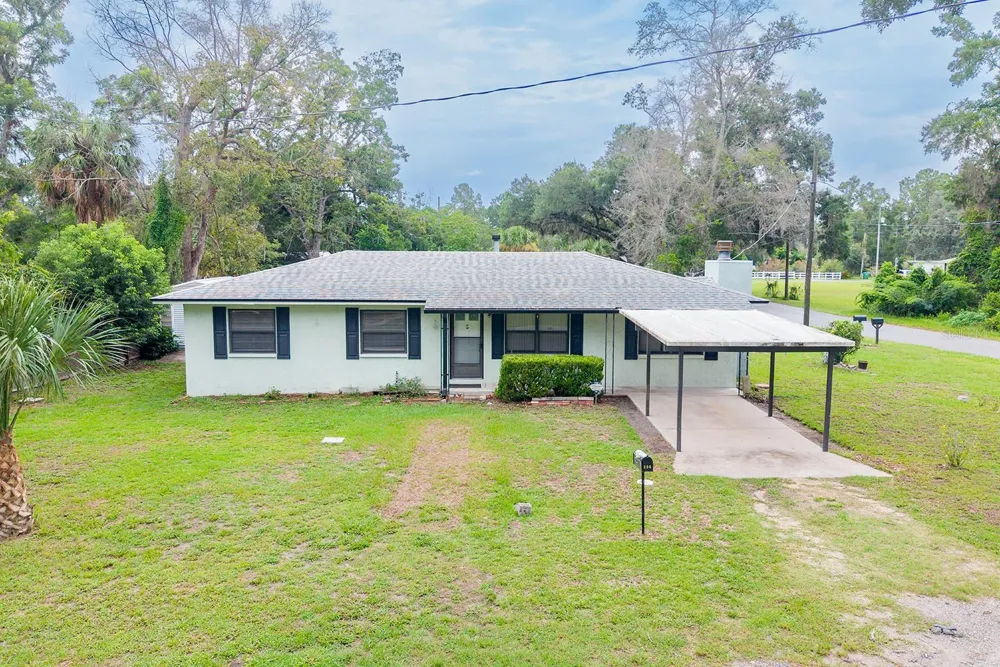 206 NE 6TH STREET Trenton, FL 32693
