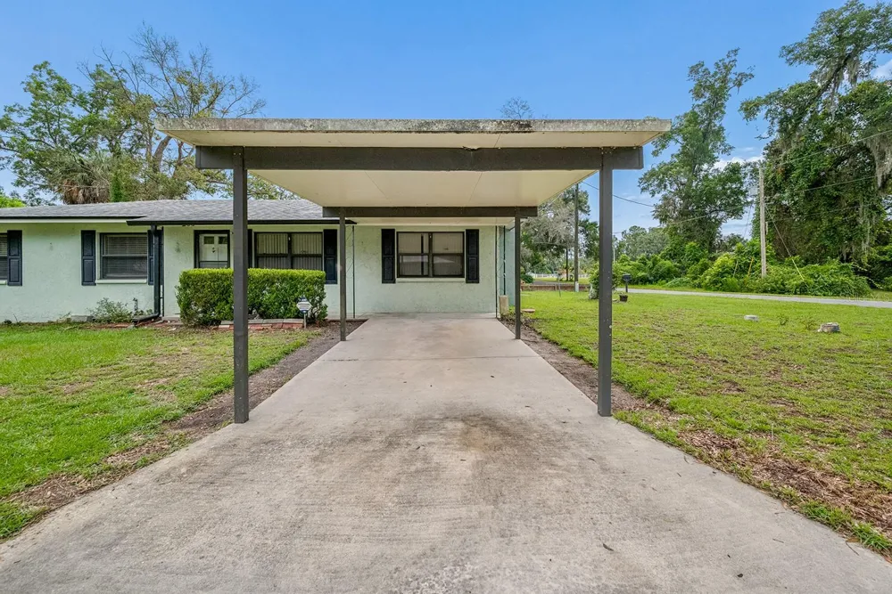 206 NE 6TH STREET Trenton, FL 32693