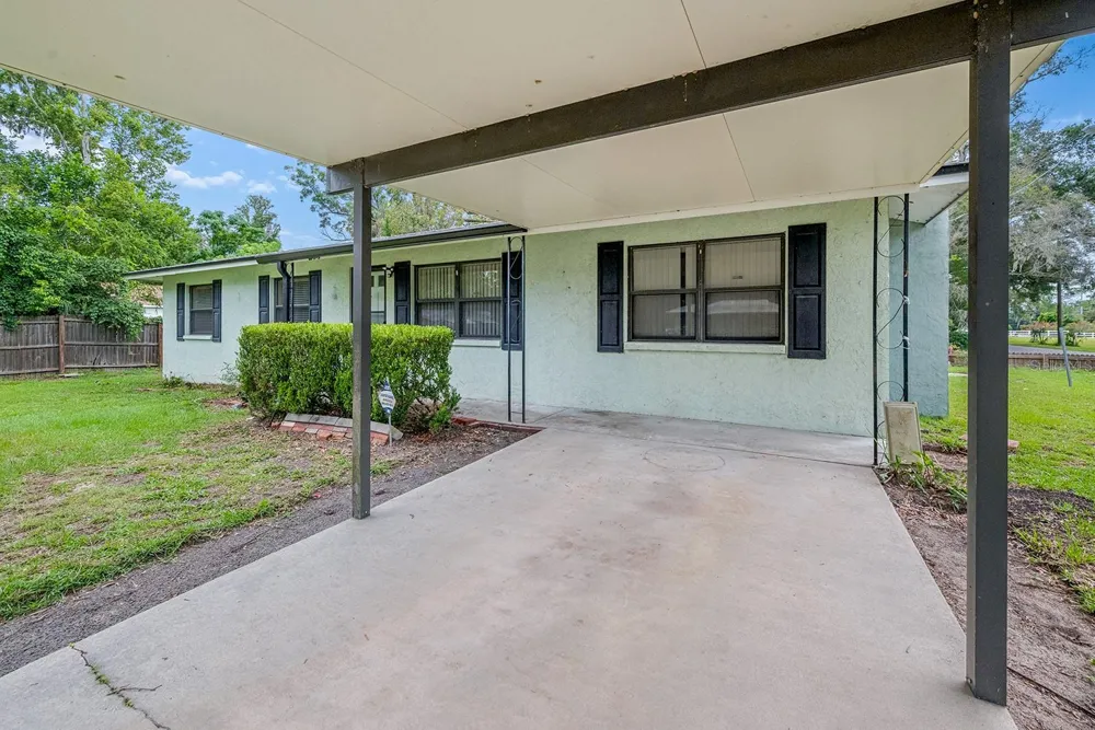206 NE 6TH STREET Trenton, FL 32693