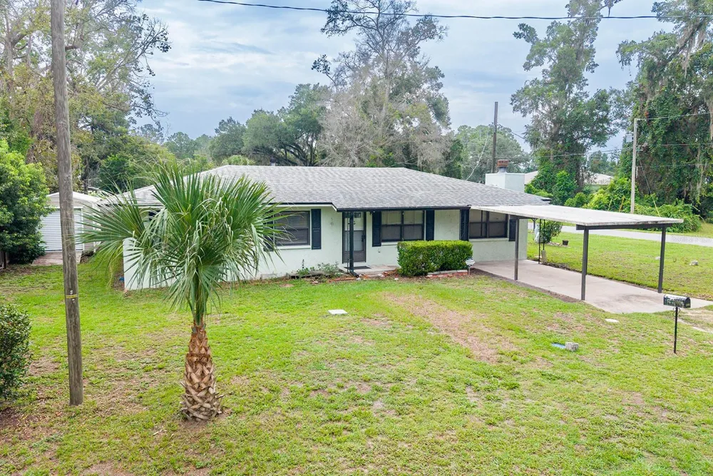 206 NE 6TH STREET Trenton, FL 32693