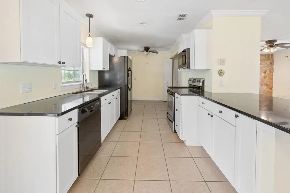 206 NE 6TH STREET Trenton, FL 32693