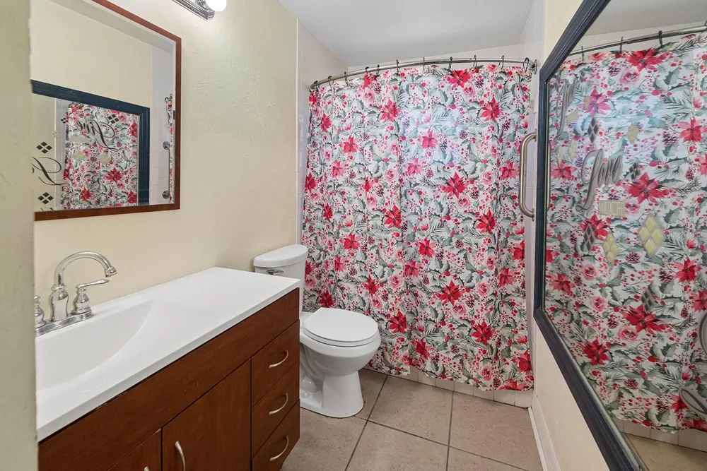 206 NE 6TH STREET Trenton, FL 32693