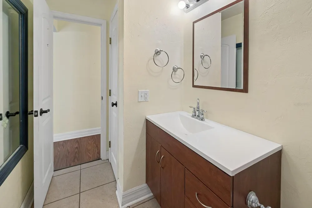 206 NE 6TH STREET Trenton, FL 32693
