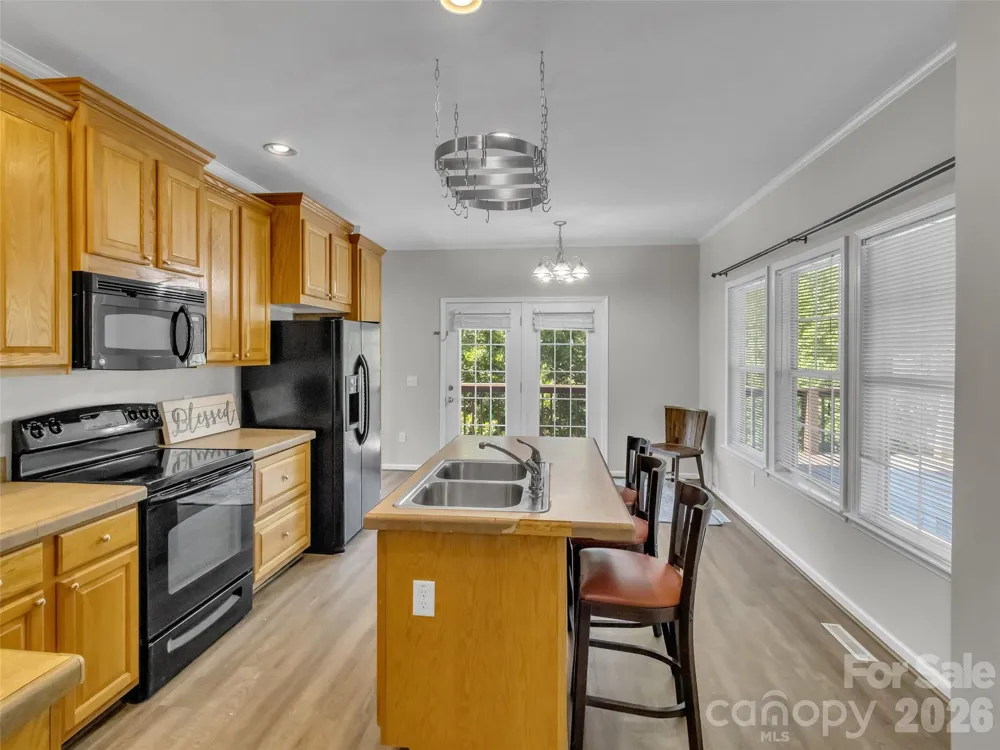 8 Worley Ridge Trail Candler, NC 28715