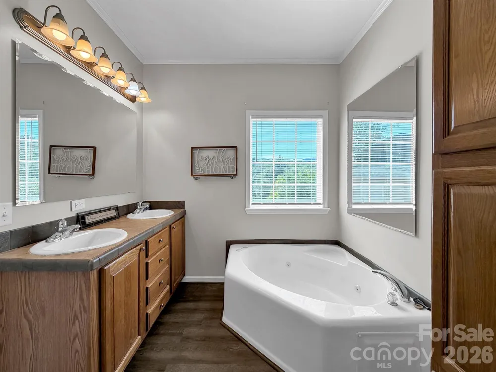 8 Worley Ridge Trail Candler, NC 28715