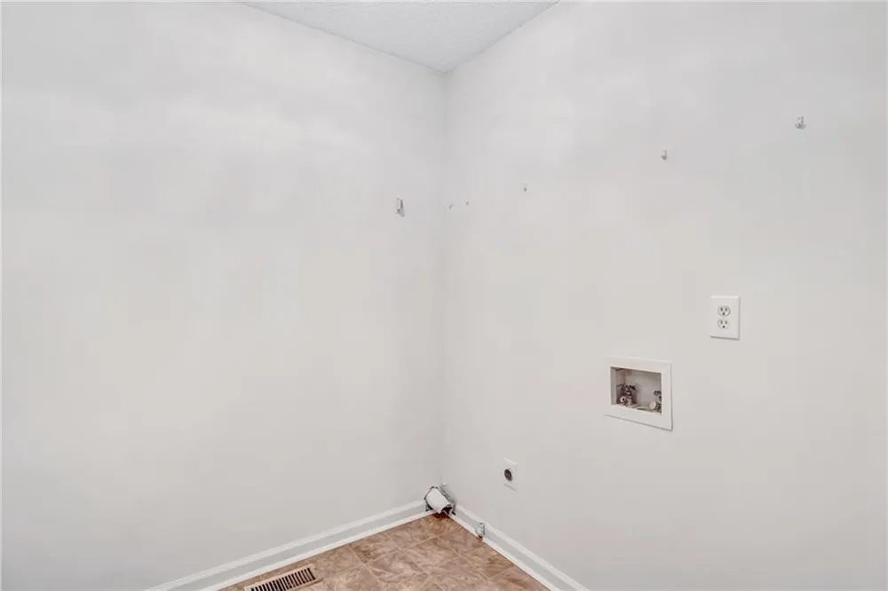 87 Alice Way Hiram, GA 30141