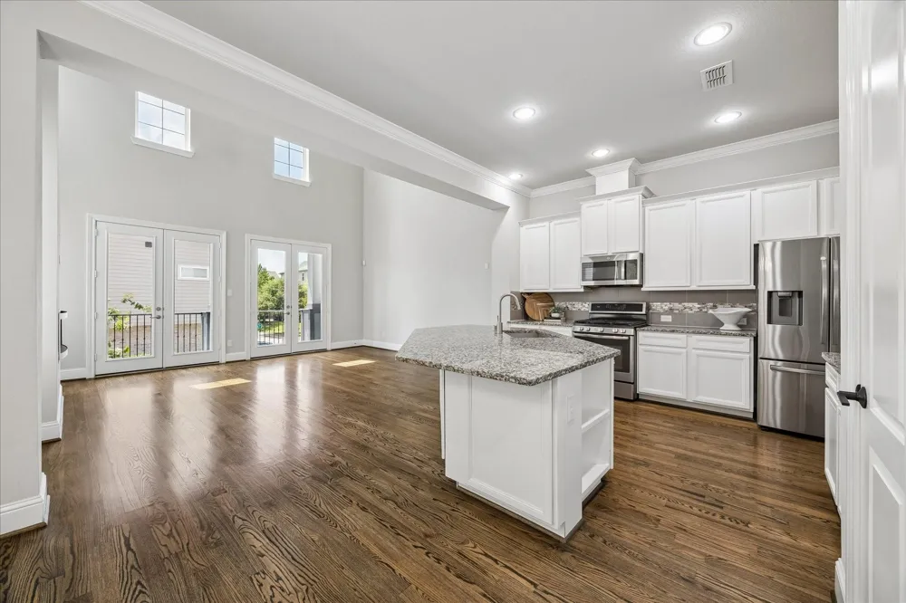 1704 Oak Leaf Pass Drive Houston, TX 77055
