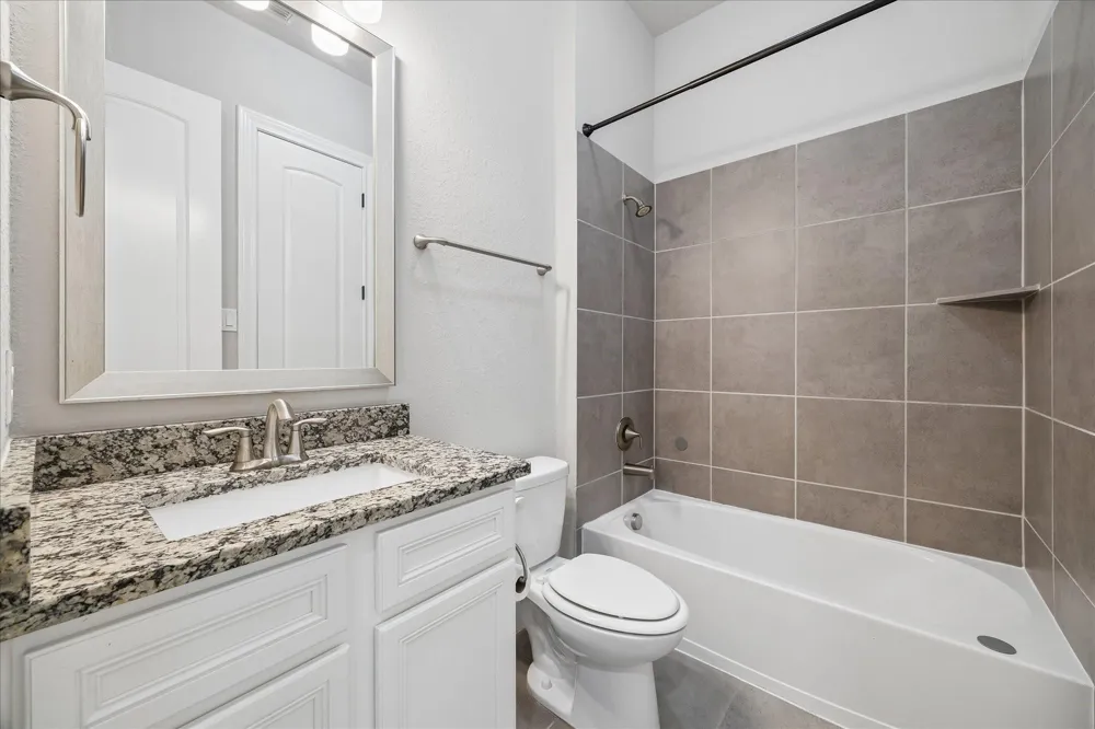 1704 Oak Leaf Pass Drive Houston, TX 77055