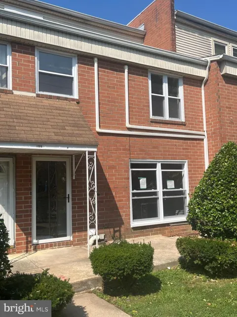 108 W SPRING AVENUE #6