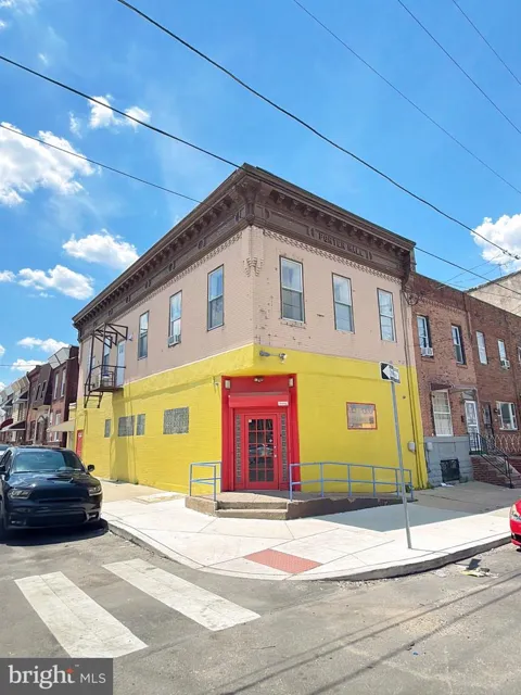 826 W PORTER STREET