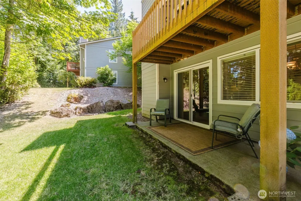 2969 SE Mile Hill Drive #E2 Port Orchard, WA 98366