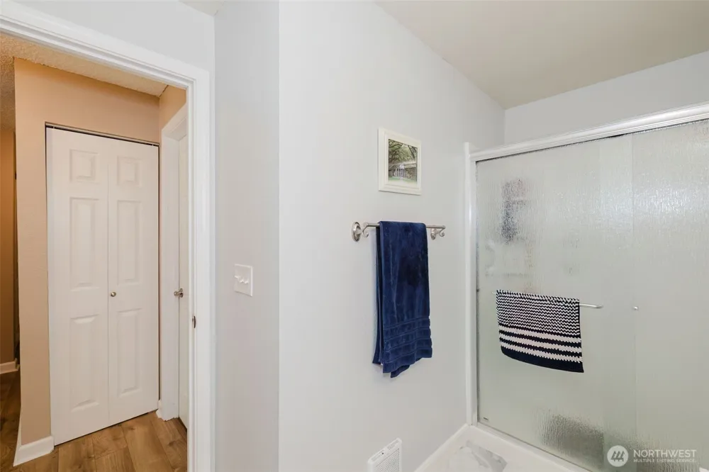 2969 SE Mile Hill Drive #E2 Port Orchard, WA 98366
