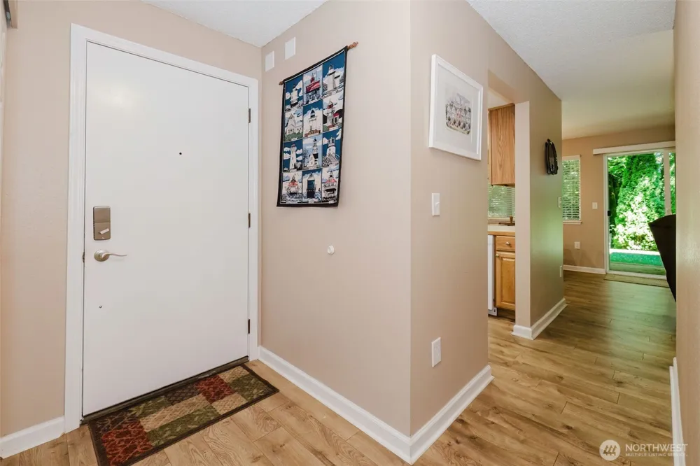 2969 SE Mile Hill Drive #E2 Port Orchard, WA 98366