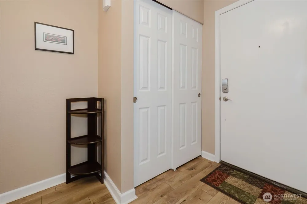 2969 SE Mile Hill Drive #E2 Port Orchard, WA 98366