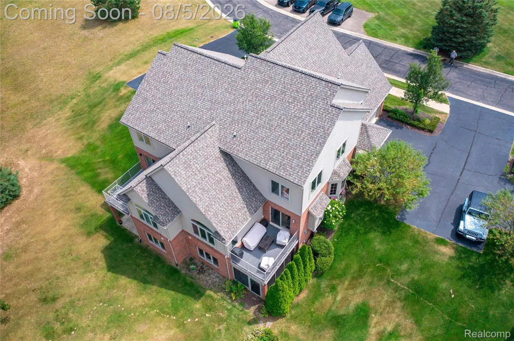 1160 Alissa Marie Drive Highland Charter Township, MI 48357