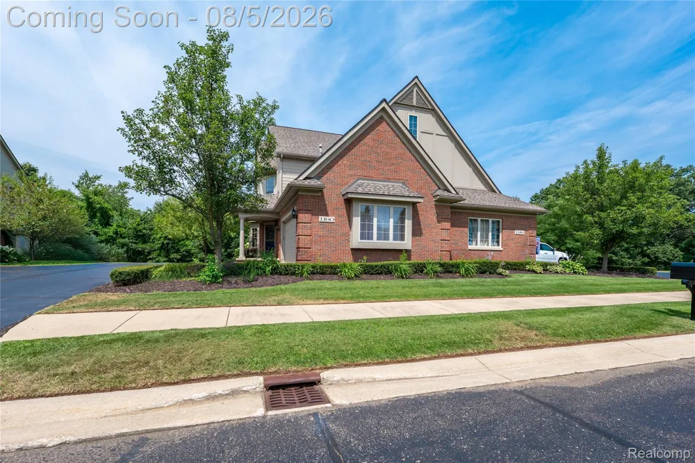 1160 Alissa Marie Drive Highland Charter Township, MI 48357