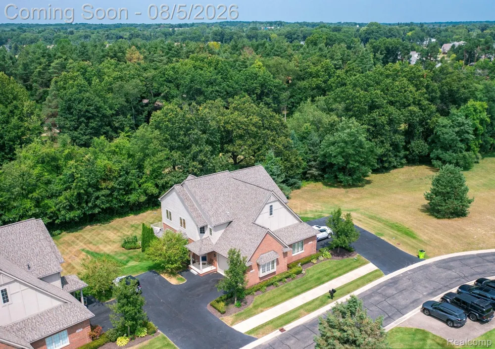 1160 Alissa Marie Drive Highland Charter Township, MI 48357